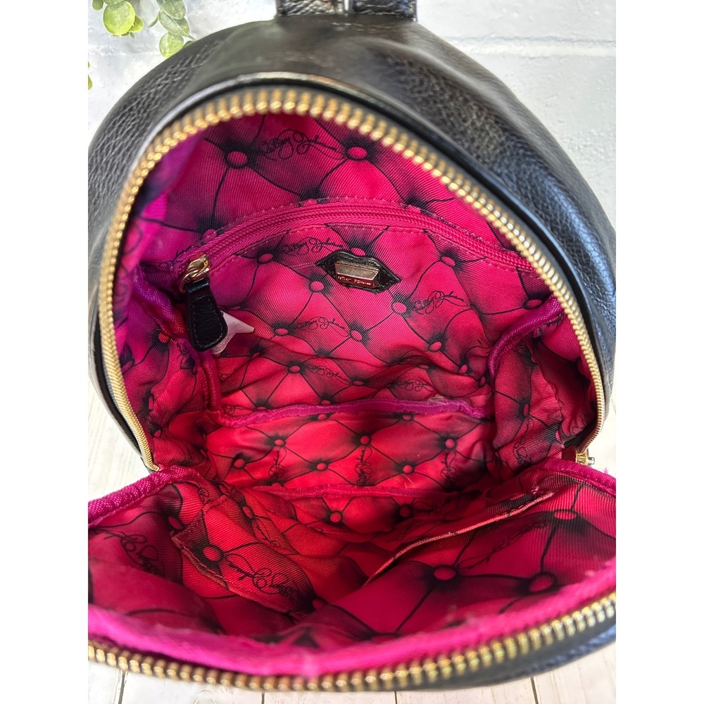 Betsey Johnson Black Floral Embroidered Mini Backpack Sling Bag Pink Lining - Picture 8 of 12